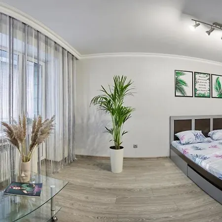 Babylon Apartments On Chornovola روفنو المظهر الخارجي الصورة
